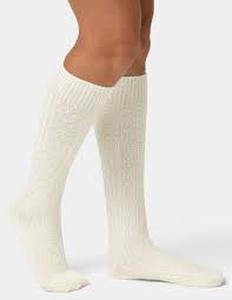 lot 8158 image: Classic White Cotton Knee-High Socks