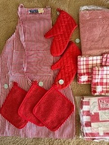 lot 109 image: Red and White Vintage but NEW - Apron, Oven Mitts, Hand Towels, Table Cloth and Curtains