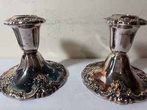 lot 127 image: Baroque by Wallace Silversmiths 750 Silverplate Candlesticks