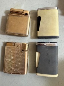lot 134 image: Vintage Lighters (4)