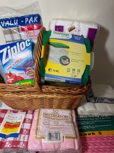 lot 153 image: New Kitchen Items, Plastic Storage, Napkins and Dish Cloths in a Basket