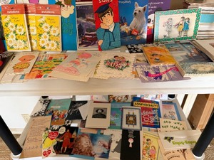lot 168 image: Vintage Cards, LARGE Lot, See Pictures for Variety