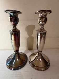 lot 194 image: Towle Silverplate, Pair of Candlesticks