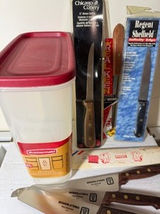 lot 202 image: Chicago Cutlery Knife AND MORE in Rubbermaid Plastic Storage, All New or LIKE NEW