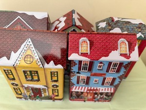 lot 205 image: Village Tin Set, New in Box