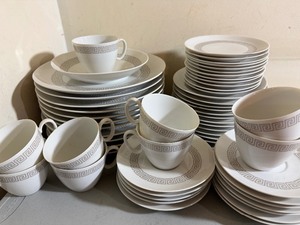 lot 249 image: Vintage Continental China, Made in Germany, 50 Pieces