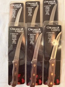lot 332 image: Chicago Cutlery 4 Steak Knives