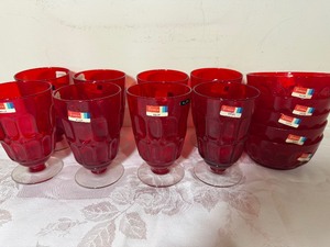 lot 374 image: Vintage Fostoria Glasses and Bowls