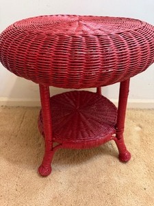lot 98 image: Vintage Red Wicker End Table