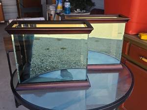 lot 28 image: Partylite Modular Glass Candle Display Cases with Metal Frames