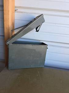 lot 41 image: Military Surplus Ammo Can Storage Box