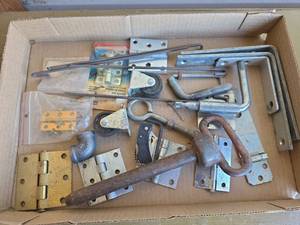 lot 43 image: Assorted Hardware Collection
