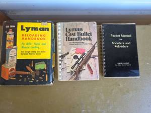 lot 48 image: Lyman Reloading and Shooting Manual Collection