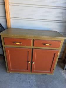 lot 51 image: Two-Tone Kitchen Cabinet with Drawers and Storage