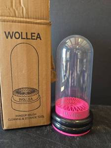 lot 87 image: Wollea Makeup Brush Cleaning and Storage Tool