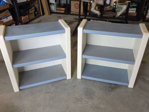 lot 98 image: Little Tikes 3-Tier Storage Shelving Units Set of 2