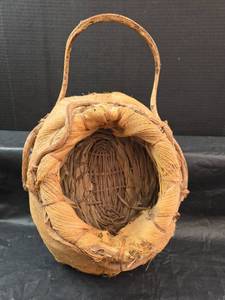 lot 217 image: Traditional Hand Woven Palm Leaf Basket
