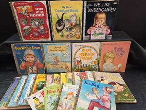 lot 229 image: Little Golden Books Collection - 1950s-1960s Childrens Books