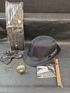 lot 256 image: 1920s Style Costume Accessory Set- New In Box