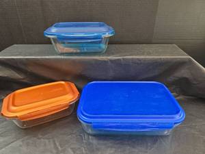 lot 277 image: Lock & Lock Food Storage Containers Set