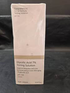 lot 290 image: Glycolic Acid 7% Toning Solution 240ml