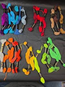 lot 297 image: 25ct Embroidery Floss Bundle - Mixed Colors