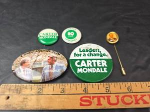 lot 305 image: Carter Mondale Campaign Button Collection 1976