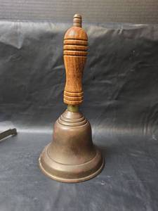 lot 342 image: ANTIQUE Brass School Hand Bell with Wooden Handle