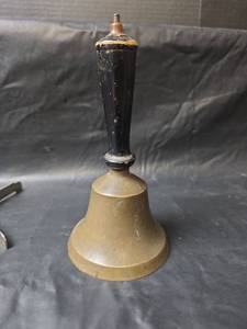 lot 343 image: Antique Early 1900s Brass Hand Bell with Wood Handle