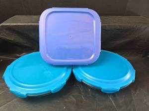 lot 358 image: 3ct Glass Food Storage Containers with Blue Locking Lids