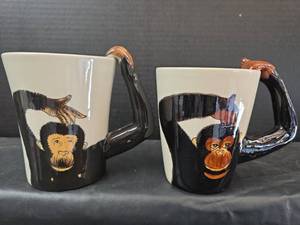 lot 372 image: Chimpanzee Design Ceramic Coffee Mugs