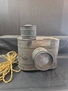 lot 378 image: Antique  Mirrorscope