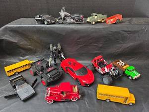 lot 389 image: Mixed Die-cast and Other Vehicles Collection