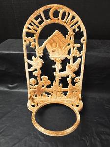 lot 399 image: Cast Iron Welcome Fence Hanger  Potted Plant, Bird Feed or Water