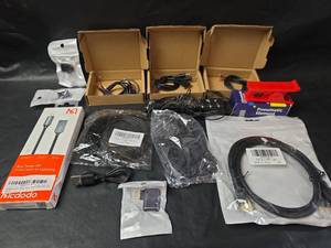 lot 403 image: Mixed New Electronics Cables and Accessories Lot