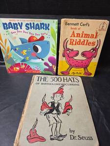 lot 417 image: Childrens Picture Book Bundle - Dr. Seuss, Bennett Cerf, Baby Shark