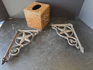 lot 504 image: Western Star Decorative Cast Iron Shelf  Brackets and Tissue Box Cover