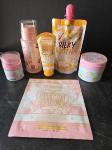 lot 506 image: Plouise Skincare Bundle- New