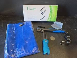lot 521 image: Uioolr Golf Club Cleaning Kit with Towel and Accessories