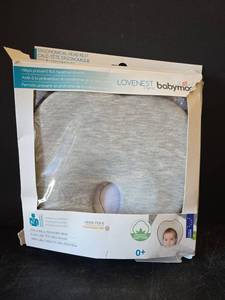 lot 522 image: Babymoov Lovenest Ergonomic Baby Head Rest Pillow
