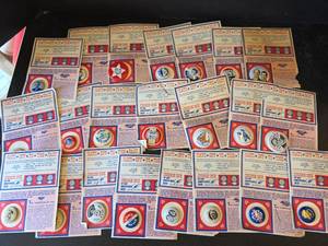 lot 532 image: Hats Off To The Past Political Campaign Buttons and Collection Cards