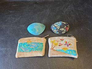 lot 599 image: Mexico Souvenir Coin Purses