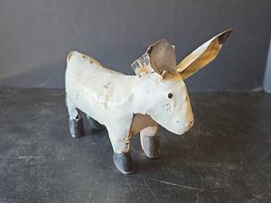 lot 604 image: Metal Donkey Figurine Folk Art Sculpture
