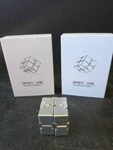 lot 677 image: 2 Infinity Cube Fidget Toys