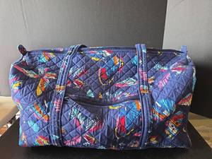 lot 719 image: Butterfly Print Quilted Duffel Bag