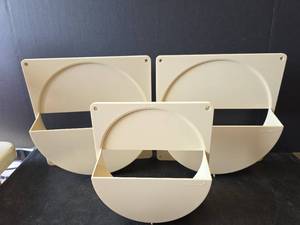 lot 748 image: Tupperware Lid Storage Racks Set of 3