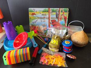 lot 780 image: Childrens Toys