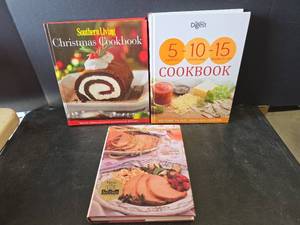 lot 805 image: Cookbooks