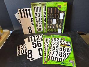 lot 828 image: Self-Adhesive Numbers