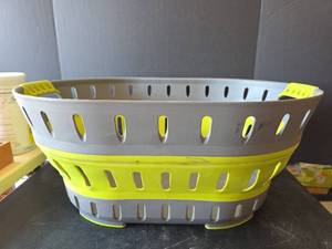 lot 832 image: Adventuridge Collapsible Laundry Basket